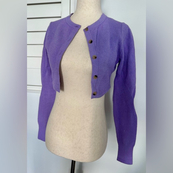 Hervé Léger
Bouclé Cropped Cardigan Set - Picture 5 of 9